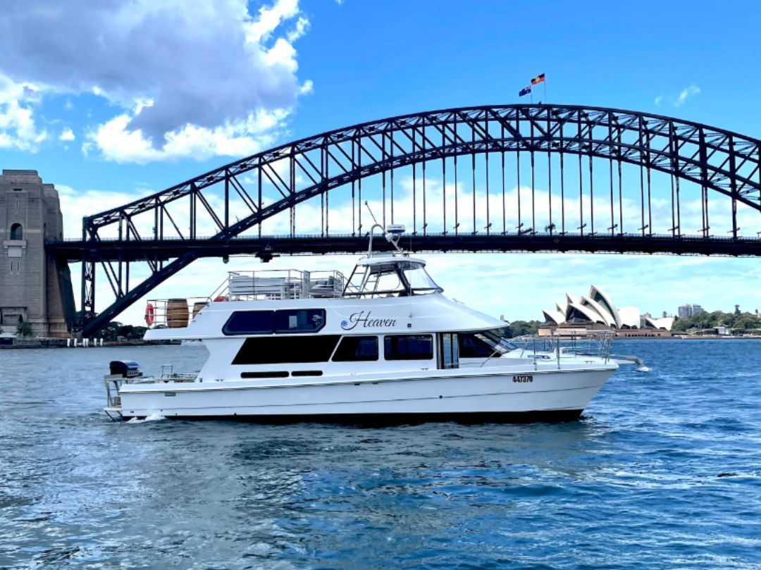 Heaven Boat Hire Sydney NYE 24/25
