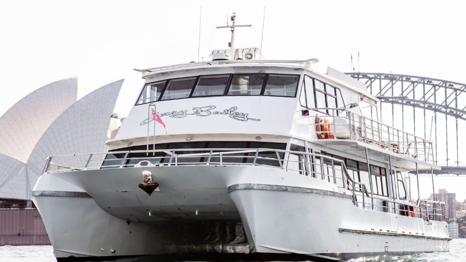 Jerry Bailey Boat Hire - Front view Opera House