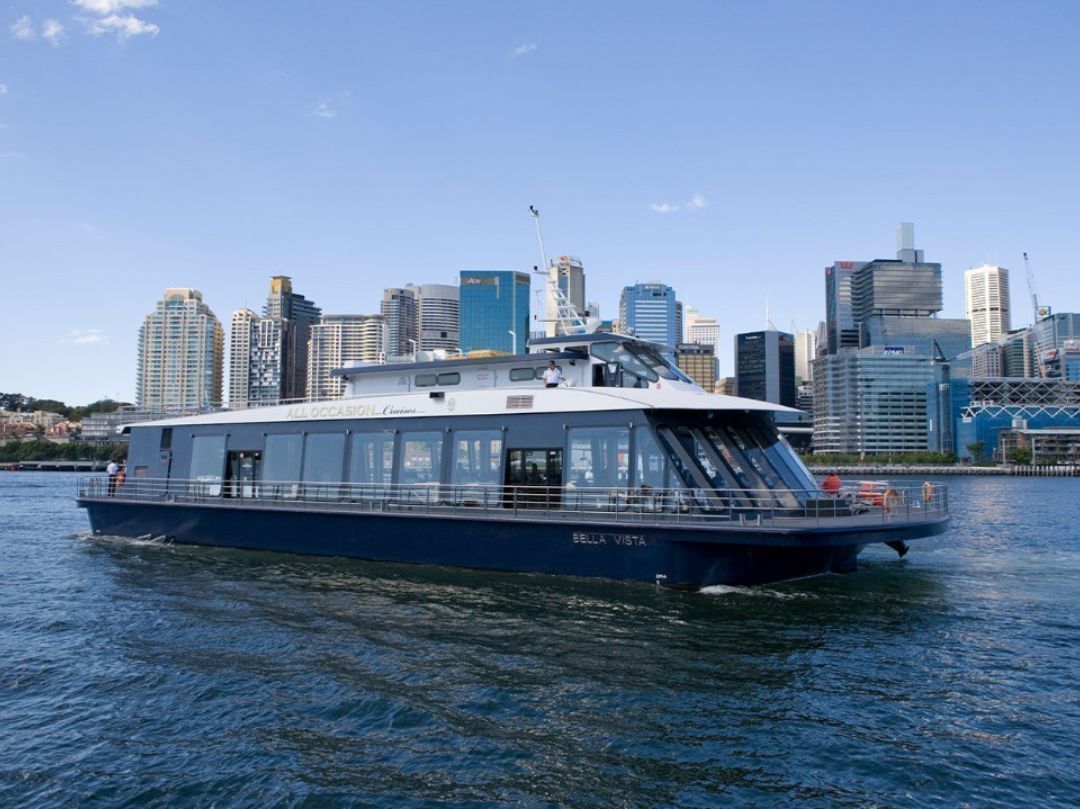 Bella Vista Boat Sydney - Glass Boat Hire