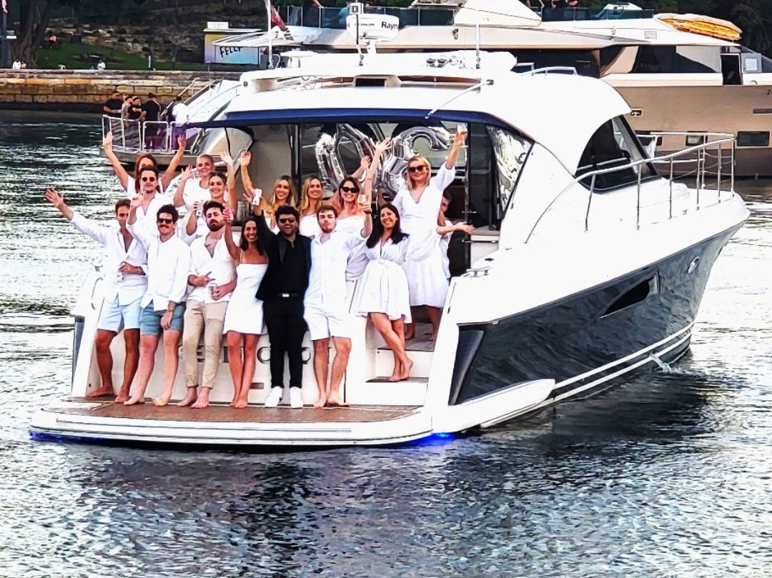 Seaduction Boat Hire Sydney - Group Photo