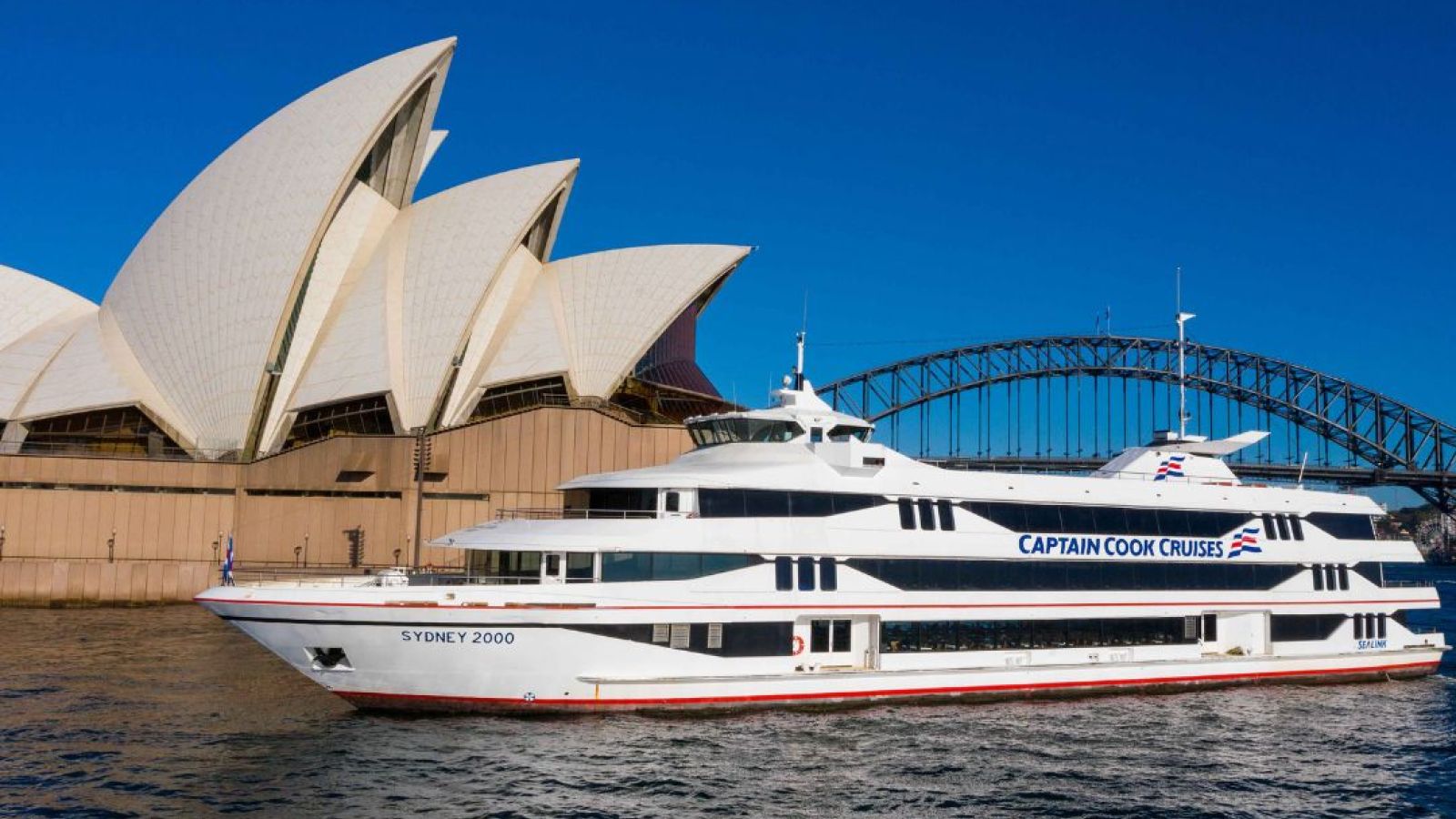 Sydney 2000 - NYE Sydney Harbour cruise all inclusive packages